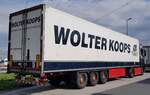=Scania S 450-Sattelzug (232SL) von WOLTER KOOPS rastet im März 2023 an der A 3
