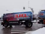 EUROL-Tankanhänger wird Richtung Betriebsstätte gezogen;100212