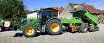 John Deer 6155R mit angeh�ngter Kartoffelpflanzmaschiene ALL IN ONE, Juni 2026