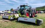 =Claas Disco-Heckm�hwerk, angebaut an einen Fendt Vario, gesehen beim Firmengeburtstag:  66 Jahre Lohnunternehmen HERRLICH  aus Langenbieber, 06-2026