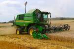 LU Schmidt Ronneburg beim Weizen Dreschen am 20.07.25 mit einen John Deere T550 i Hillmaster