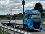 Ein Iveco Hängerzug von Wernli am 11.9.25 beim Grauholz.