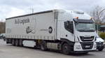 B & S Logistik GmbH mit einem Sattelzug mit IVECO 480 Zugmaschine am 07.04.21 Berlin Marzahn.