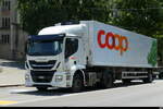 Iveco Sattelschlepper unterwegs in der Stadt Lausanne am 18.07.2026