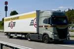 Ein Iveco S-Way Sattelzug von Camion Transport am 11.9.26 bei Grauholz.