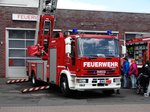 Feuerwehr Maintal IVECO/Magirus DLK 23/12 (Florian Maintal 1-30-1) am 15.05.16 beim Tag der Offenen Tür in Dörnigheim