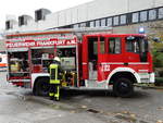 Feuerwehr Frankfurt Bergen IVECO/Magirus LF10/10 (Florian Frankfurt 12/43) am 28.10.17 in Rödelheim bei der Jugendfeuerwehr Abschlussübung 