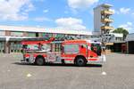 Neue Feuerwehr Aschaffenburg IVECO Magirus DLK 23/12 am 10.05.19 bei einen Fototermin 
