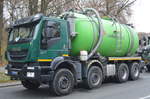 IVECCO TRAKKER 410 E6 LKW mit Tankaufbau und Pumpe eines landwirtschaftlichen Betriebes am 26.11.19 Berlin Mitte.