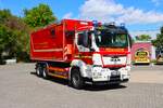 Feuerwehr Neu-Isenburg MAN TGS 26.400 WLF2 mit AB-Atemschutz (Florian Isenburg 1/66-2) am 13.06.26 bei einen Fototermin.