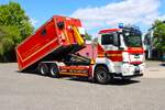Feuerwehr Neu-Isenburg MAN TGS 26.400 WLF2 mit AB-Atemschutz (Florian Isenburg 1/66-2) am 13.06.26 bei einen Fototermin.