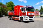 Feuerwehr Neu-Isenburg MAN TGA 26.480 WLF1 mit AB-Sonderl�schmittel (Florian Isenburg 1/66-1) am 13.06.26 bei einen Fototermin.