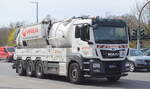Veolia Umweltservice Ost GmbH & Co. KG mit einem MAN TGS 35.470 Abwasserspülfahrzeug am 13.04.22 Berlin Marzahn.