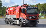 Firma Ex-Rohr GmbH mit einem MAN TGS 35.420 Abwasserspülfahrzeug am 26.09.22 Berlin Marzahn.