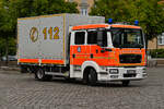 Hier zusehen gibt es den MAN TGL 10.180 als Ger�tewagen-Logistik 1 (GW-L1) der Feuerwehr Bad Schwartau/ Rensefeld.

Dieses Fahrzeug dient dazu (Spezial-)Material an die Einsatzstelle zu bef�rdern. Im Laderaum sind Rollcontainer (RC) Einsatzmaterial ...
