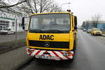 ADAC/Safar Mercedes Benz Abschleppfahrzeug am 06.01.18 in Frankfurt am Main Preungesheim