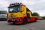 Mercedes Benz Actros 1940 LFBK Abschleppdienst Loosen mit Stuckart Aufbau und HMF Kran am 14.06.26 bei einen Fototermin. Danke f�r das tolle Shooting 