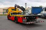 Mercedes Benz Actros 1940 LFBK Abschleppdienst Loosen mit Stuckart Aufbau und HMF Kran am 14.06.26 bei einen Fototermin.