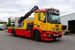Mercedes Benz Actros 1940 LFBK Abschleppdienst Loosen mit Stuckart Aufbau und HMF Kran am 14.06.26 bei einen Fototermin.
