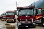MB Actros Autotransporter und Volvo Sattelzüge von Galliker 26.6.16 beim Trucker Festival Interlaken.