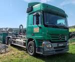 =MB Actros, ausgestellt zum Firmengeburtstag:  66 Jahre Lohnunternehmen HERRLICH  aus Langenbieber, 06-2026