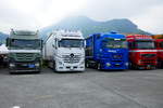 Mehrere MB Actros und ein Volvo am Trucker Festival in Interlaken.