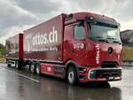 Ein MB eActros H�ngerzug von Otto's am 15.7.26 in Bern Br�nnen.