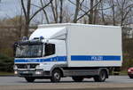Mercedes-Benz Atego 818 mit Kastenaufbau der Bundespolizei am 13.03.20 Berlin Marzahn.