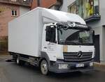 =MB Atego von UTTE-Transporte steht zur Warenanlieferung in Hünfeld, 03-2023