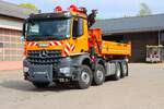 Brandneuer Autobahnmeisterei Langenselbold Mercedes Benz Arocs 3248 mit FASSI Kran und Meiler Kipper am 14.04.26. Danke an das Team der Autobahnmeisterei und der Autobahn GmbH das ich die Fotos machen durfte