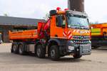 Brandneuer Autobahnmeisterei Langenselbold Mercedes Benz Arocs 3248 mit FASSI Kran und Meiler Kipper am 14.04.26. Danke an das Team der Autobahnmeisterei und der Autobahn GmbH das ich die Fotos machen durfte