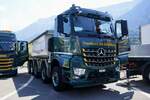 Ein MB Arocs Kipper von Transport AG Entlebuch am 27.6.26 beim Trucker Festival Interlaken.