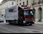 Mercedes Actros mit Kühaufbau unterwegs in der Stadt Aarau am 23.09.2020