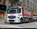 Mercedes Müllfahrzeug unterwegs in der Stadt Zürich am 20.04.2023
