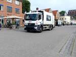 MB-M�llwagen sorgt in der Stadt Kappeln f�r saubere Stra�en; 260618