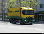 Mercedes mit Pritschenaufbau unterwegs in Kreuzlingen am 25.05.2023