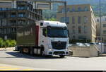 Mercedes Sattelschlepper unterwegs in Schaan/FL am 30.04.2026