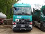 TMG Mercedes Benz Arocs am 14.04.17 in Hanau in einen Industriegebiet