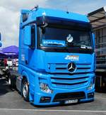 =MB Actros - Sattelzugmaschine der Spedition ZUFALL steht beim Country-, Trucker- und Streetfoodfestival Fulda im Juli 2017