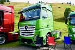 Eine MB Actros L Zugmaschine von Nyffenegger Holz am 29.8.26 beim Diemtigtaler Truck Treff.