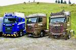 Eine Scania Zugmaschine von Reinhard und zwei Actros von Fischer am 29.8.26 beim Dietigtaker Truck Treff.