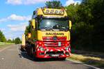 Baumann Move Mercedes Benz Actros 4163 mit Tieflader am 13.07.26 in Maintal  