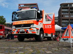 Feuerwehr Frankfurt am Main (Stadtteil Rödelheim) Mercedes Benz Atgeo LF20 am 30.04.16 am Mainufer.