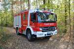 Feuerwehr Maintal Mercedes Benz Atego LF10/6 Kats (Florian Maintal 3-43-1) am 13.10.18 bei der Jugendfeuerwehr Abschlussübung am Gänseweiher 