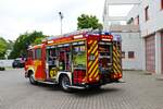 Feuerwehr Schwetzingen Mercedes Benz Atego HLF10 (Florian Schwetzingen 43) am 26.08.23 bei einen Fototermin.