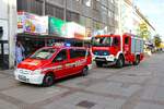 Feuerwehr Darmstadt Mercedes Benz Vito ELW und Atego LF20 Kats am 15.10.23 in Darmstadt bei einer Großübung