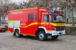Feuerwehr Mainz Mercedes Benz Atego GW-Wasserrettung (Florian Mainz 2/58) am 31.12.25 beim Silvester Abschwimmen 2025 in Mainz am Rheinufer