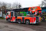 BF Frankfurt am Main Mercedes Benz Atego 1530F DLK23/12 mit Rosenbauer Leiterpark (Florian Frankfurt 40/30) am 17.01.26 im Osthafen
