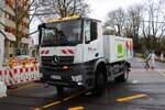 Mainzer Mobilität Mercedes Benz Arocs 1848 Abschleppfahrzeug am 16.02.26 in Mainz beim Rosenmontagsumzug. Dieses Fahrzeug kann Busse und Straßenbahnen Abschleppen. Straßenbahn nur auf Strecken mit Asphaltschienen
