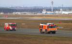 Fraport Flughafenfeuerwehr ICAO Löschzug mit Rosenbauer Simba GFLF und Mercedes Benz Arocs Zeigler HTLF am 28.02.26 am Flughafen Frankfurt am Main bei einen Crashalarm